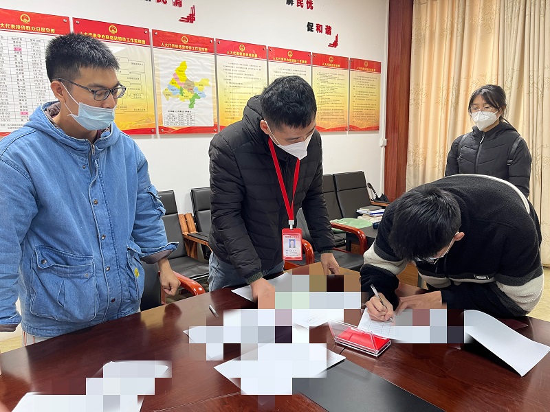 12 小、中、高考以及碩博獎學(xué)金發(fā)放現(xiàn)場.jpg