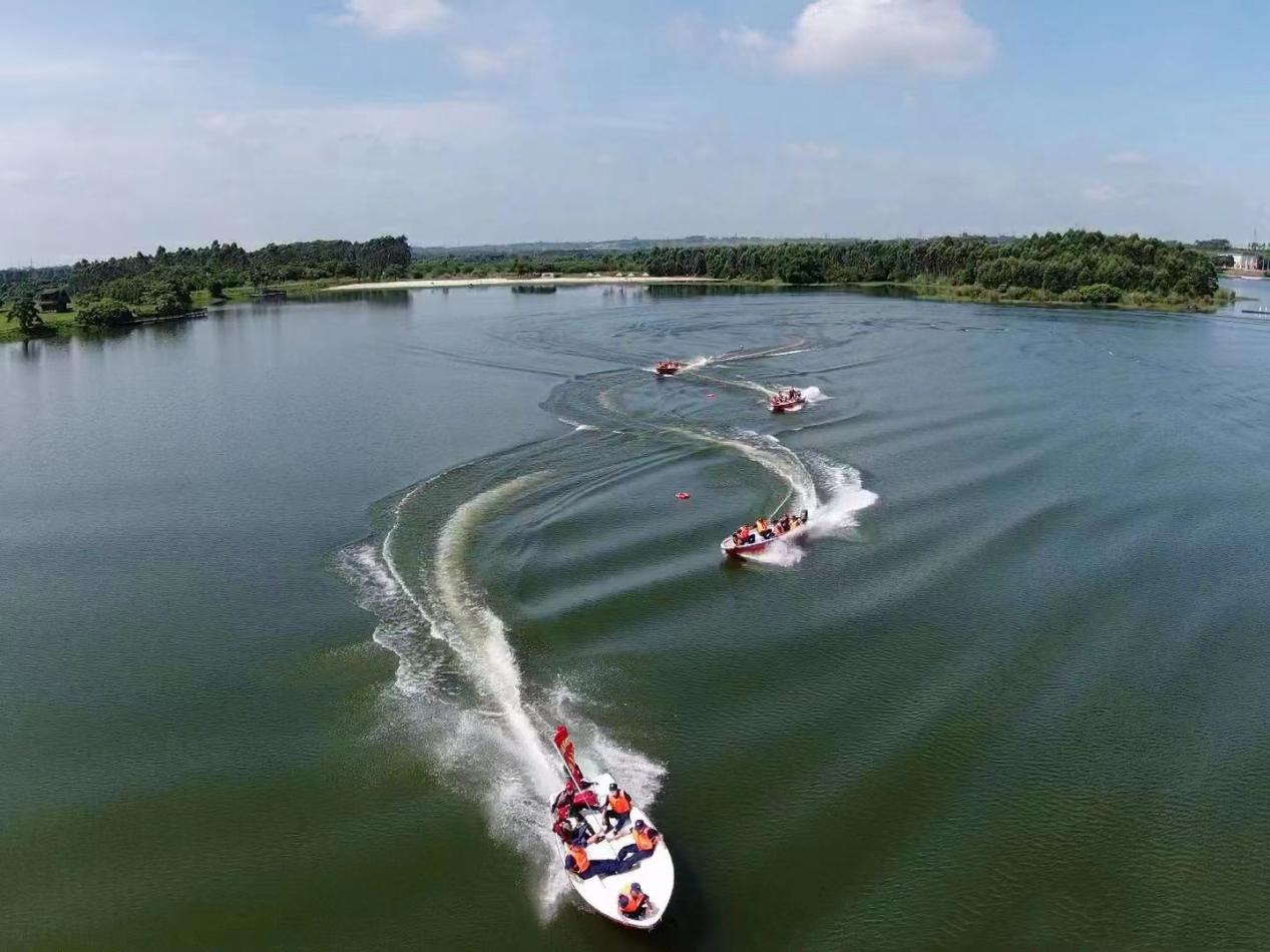 以練為戰(zhàn) 以戰(zhàn)提能遂溪縣開(kāi)展2023年防汛搶險(xiǎn)救援輕舟中隊(duì)集訓(xùn)演練1.png