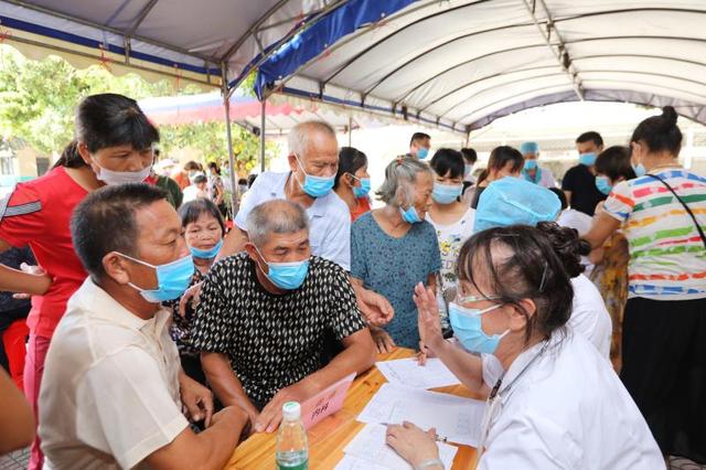 為了紀(jì)念來自廣州的女醫(yī)生，湛江建起了第一座鄉(xiāng)鎮(zhèn)婦產(chǎn)院