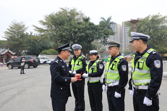 d5fcf465bccffac8fc78fe38b050a8e.jpg 圖片