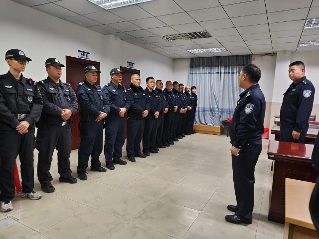 81dc3807d8ad592bd9e5150c7e1552a.jpg 圖片