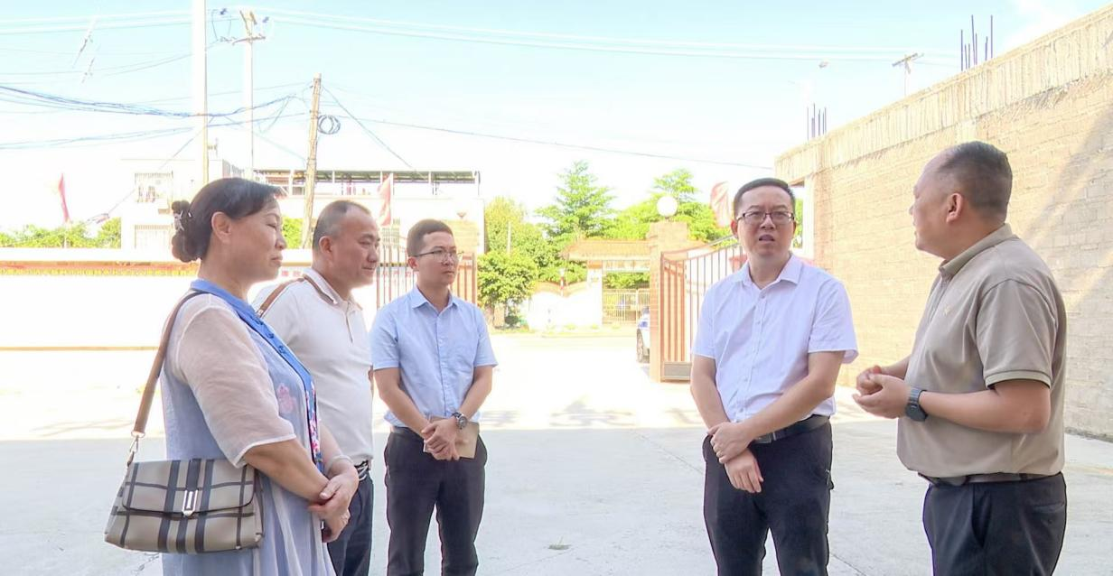 遂溪縣防災(zāi)減災(zāi)進(jìn)社區(qū) 安全知識(shí)入人心1png.png